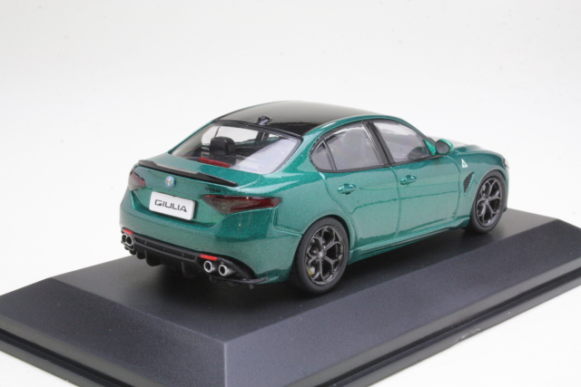 Alfa Romeo Giulia Quadrifoglio, vihreä