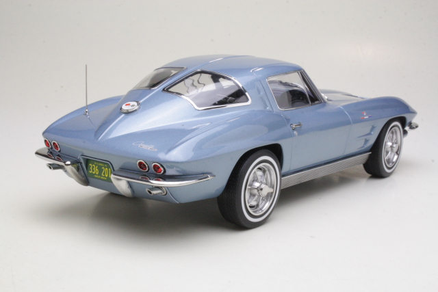 Chevrolet Corvette Stingray Coupe 1963, sininen - Sulje napsauttamalla kuva