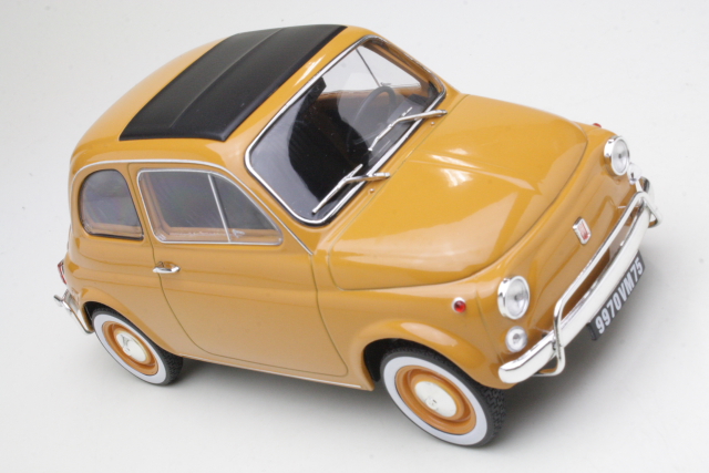 Fiat 500L 1969, tummankeltainen