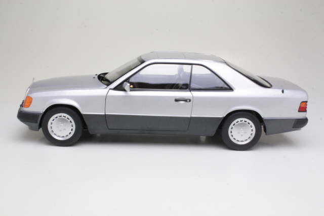 Mercedes 300CE-24 Coupe 1990, silver - Click Image to Close