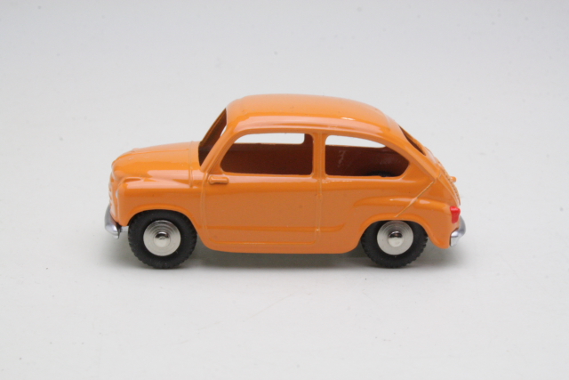 Fiat 600 Berlina 1955, orange - Click Image to Close