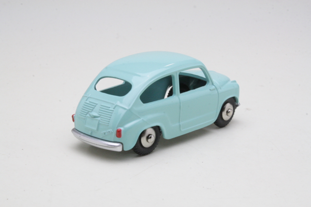Fiat 600 Berlina 1955, vaaleansininen