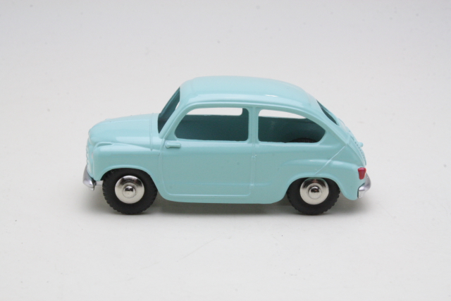 Fiat 600 Berlina 1955, light blue - Click Image to Close