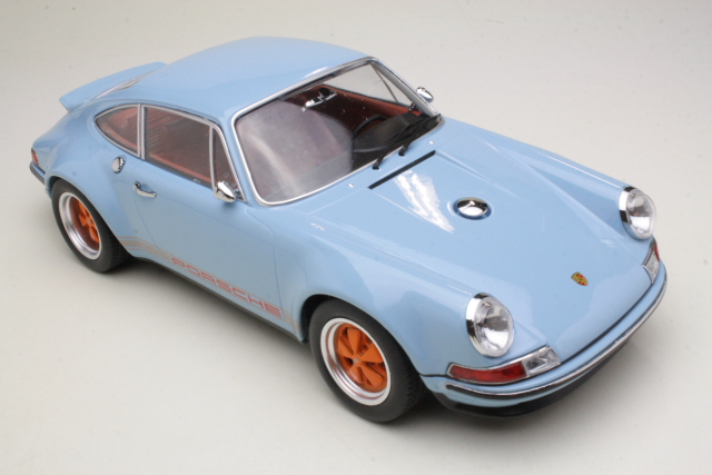 Singer 911 Coupe 2014, light blue