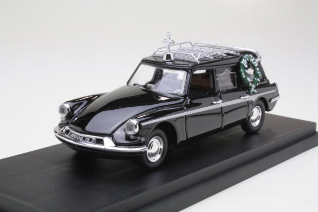 Citroen DS19 Break 1963, musta "Ruumisauto"