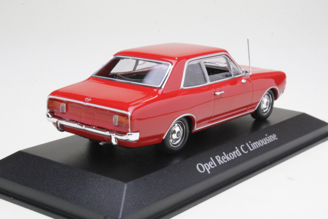 Opel Rekord C 1966, punainen - Sulje napsauttamalla kuva