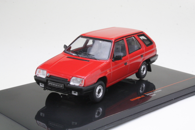 Skoda Forman 1990, punainen