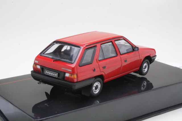 Skoda Forman 1990, punainen
