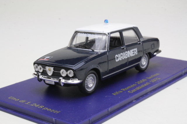 Alfa Romeo 2000 Berlina 1971 "Carabinieri" - Sulje napsauttamalla kuva