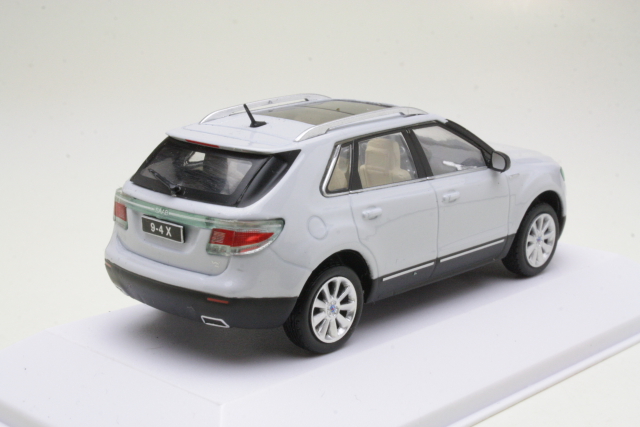 Saab 9-4 X Aero 2011, harmaa