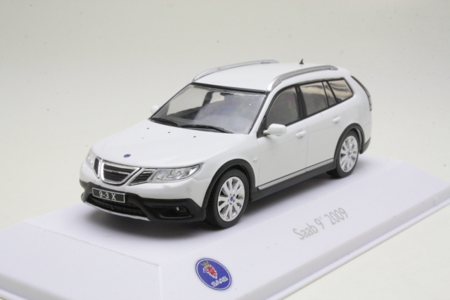 Saab 9-3 X 2009, valkoinen - Sulje napsauttamalla kuva