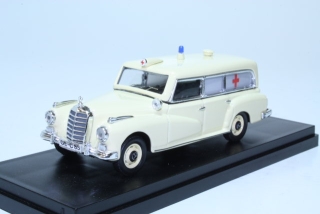 Mercedes 300D Ambulance 1961, creme