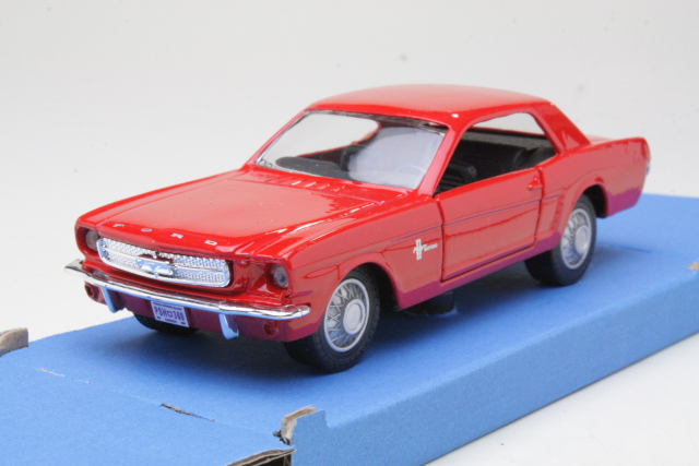 Ford Mustang 1965, punainen