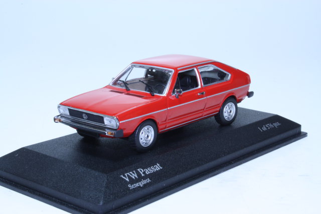 VW Passat 1975, red