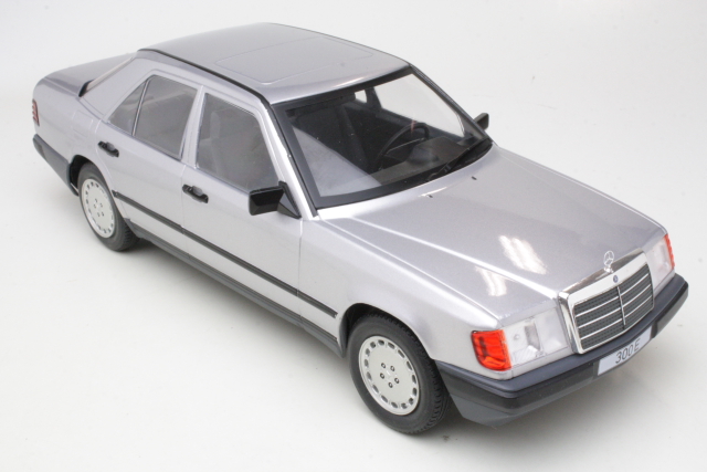 Mercedes 300E (w124) 1984, hopea