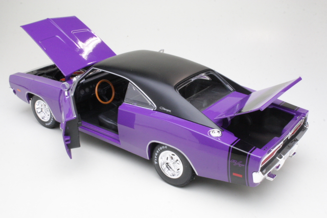 Dodge Charger R/T Coupe 1969, violetti - Sulje napsauttamalla kuva