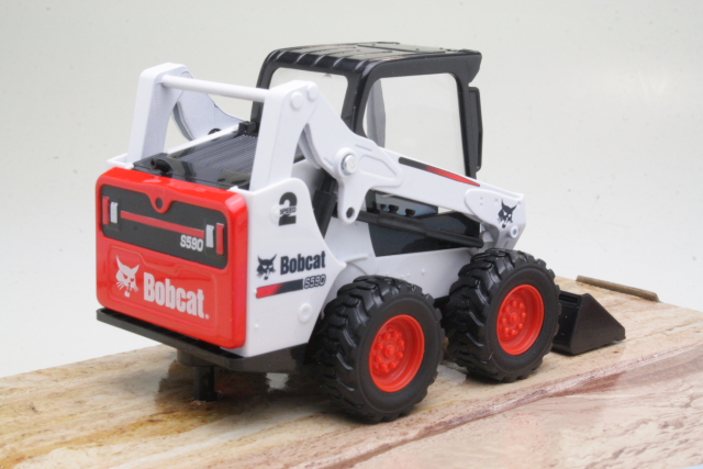 Bobcat S590 2010, white/black