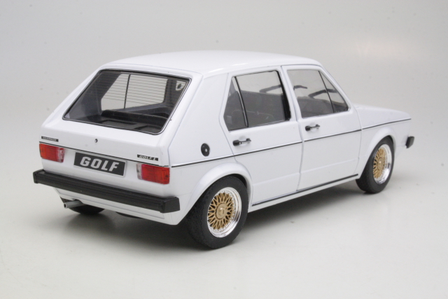 VW Golf 1 L 1983 "Custom", valkoinen