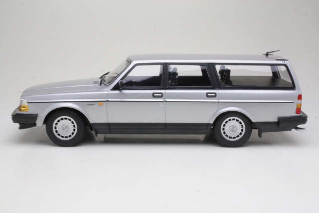Volvo 240GL Break 1986, hopea