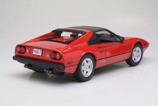 Ferrari 308 GTS 1982, punainen