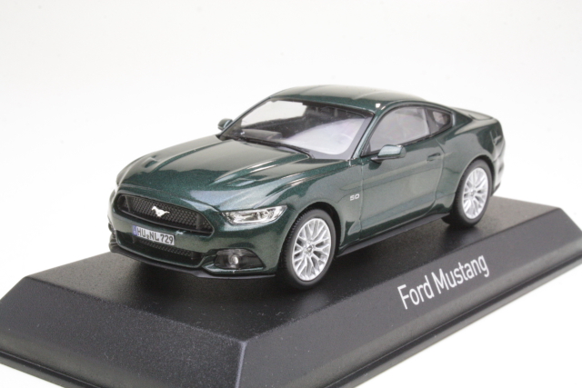 Ford Mustang Coupe 2015, dark green