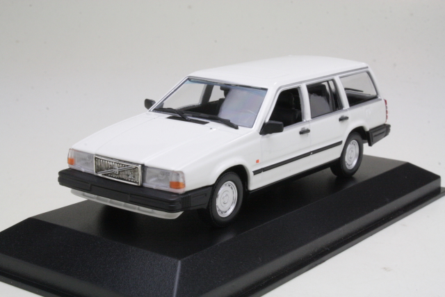 Volvo 740 Break 1986, white