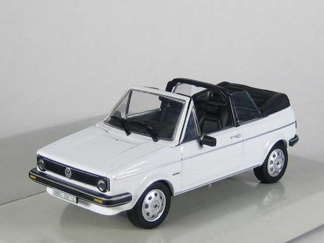 VW Golf 1 Cabriolet 1980, valkoinen