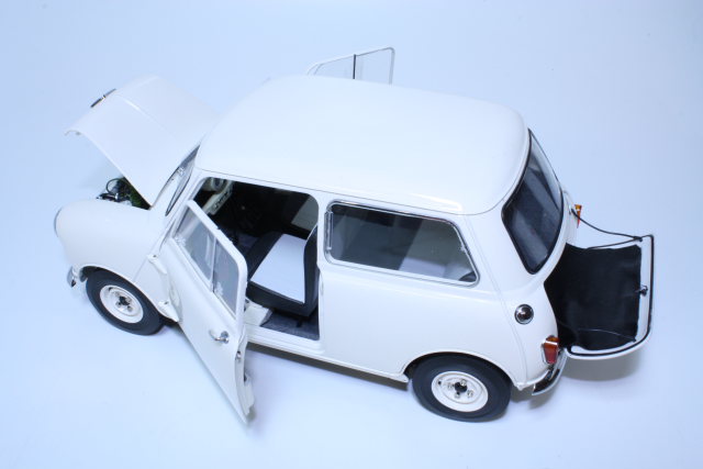 Morris Mini Minor 1959, valkoinen 1:12
