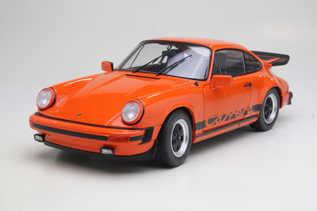 Porsche 911 Carrera 3.2, orange