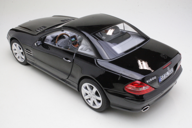 Mercedes SL500 (R230) Cabriolet 2003, black