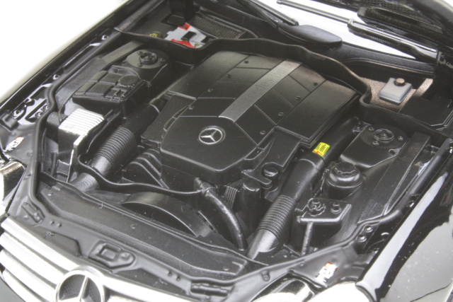 Mercedes SL500 (R230) Cabriolet 2003, black