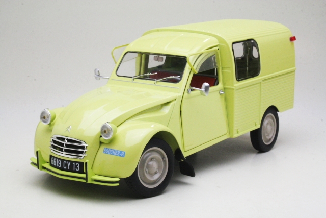 Citroen 2CV Fourgonnette AK350 1966, keltainen