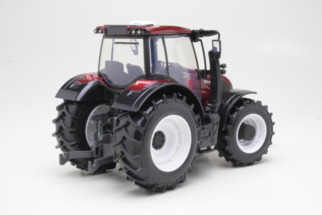 Valtra N174 2017, red/black