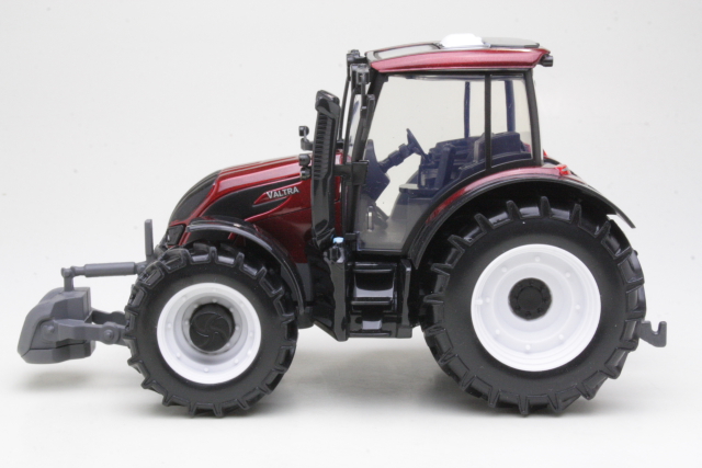 Valtra N174 2017, red/black