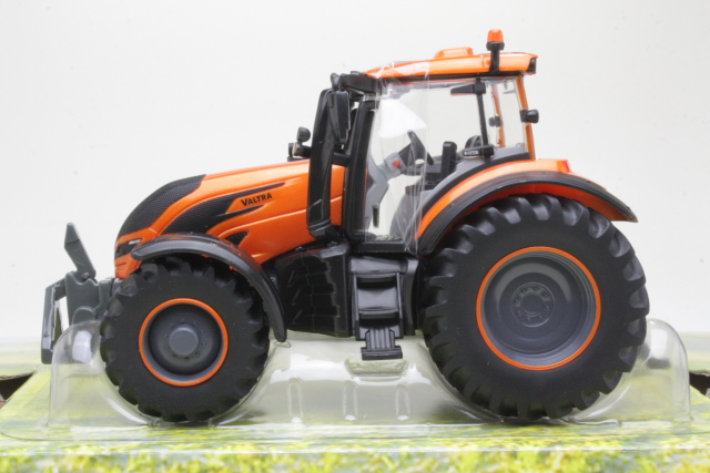 Valtra T254 2018, oranssi - Sulje napsauttamalla kuva