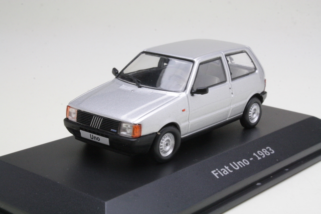 Fiat Uno 1983, silver