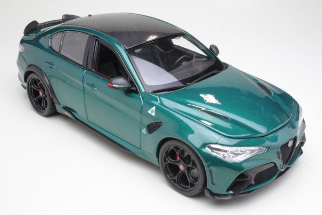 Alfa Romeo Giulia GTA 2020, green