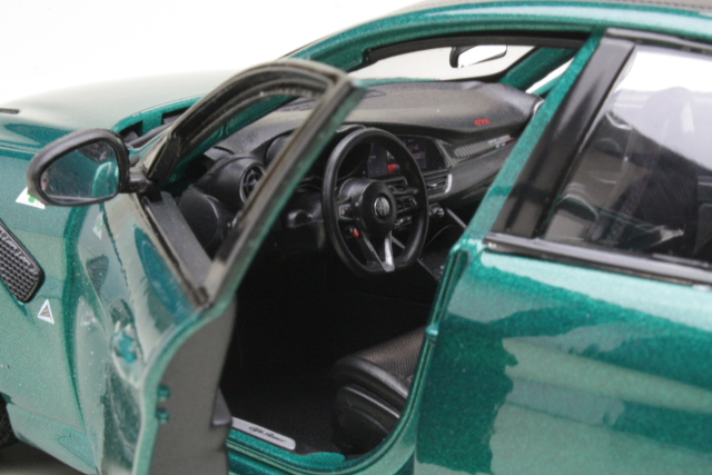 Alfa Romeo Giulia GTA 2020, green