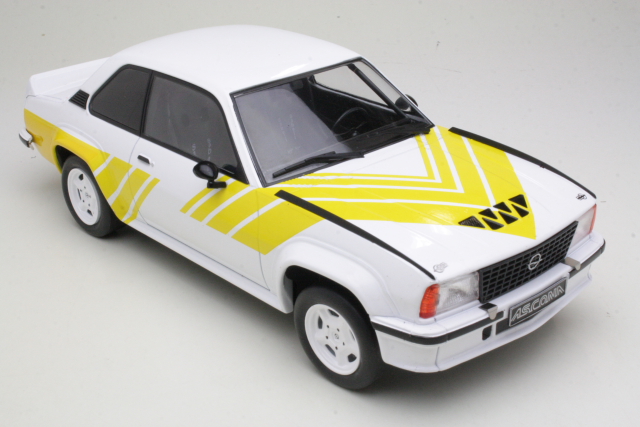 Opel Ascona B 400 1982, valkoinen/keltainen