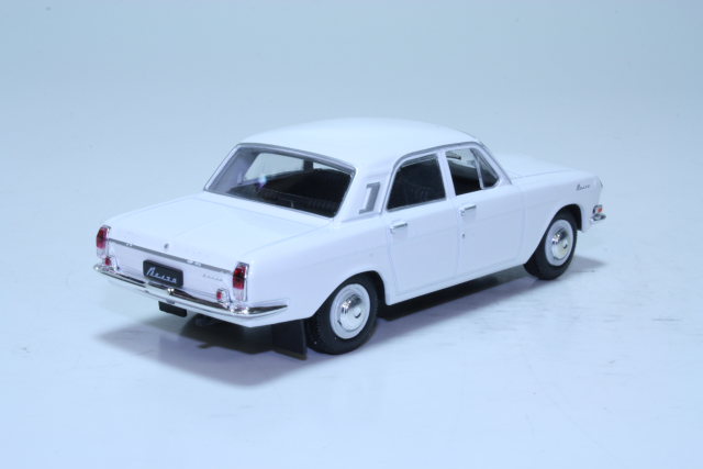 Volga GAZ M24 1968, white