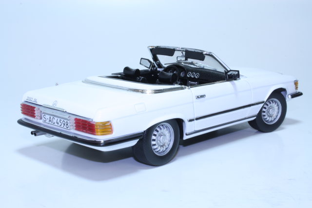 Mercedes 350SL Convertible 1977, valkoinen