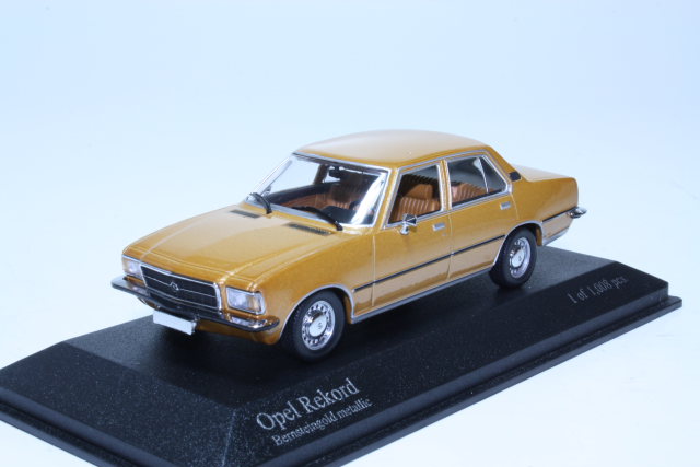 Opel Rekord D 1975, kulta