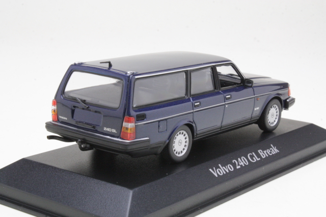 Volvo 240GL Break 1986, tummansininen
