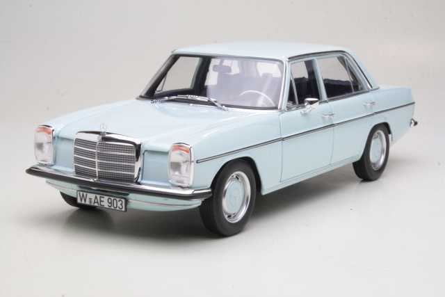 Mercedes 200 Sedan (w115) 1968, vaaleansininen