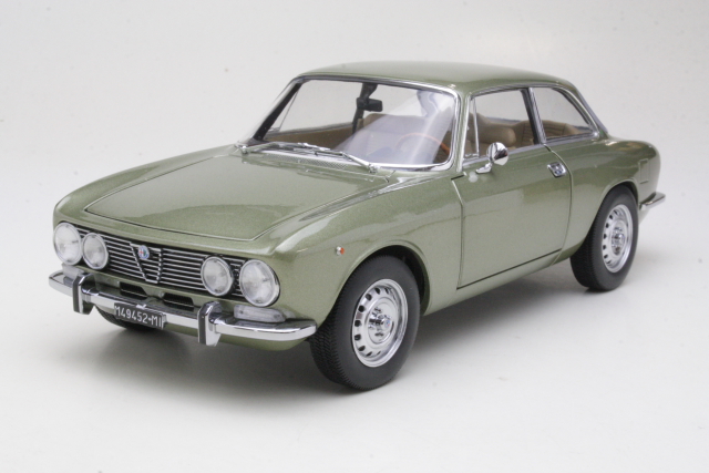 Alfa Romeo GTV 2000 1973, vihreä - Sulje napsauttamalla kuva