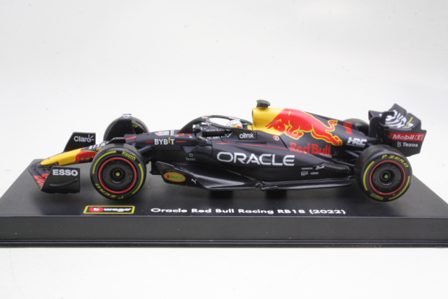 Red Bull RB18, F1 2022, M.Verstappen, no.1 "Signature"