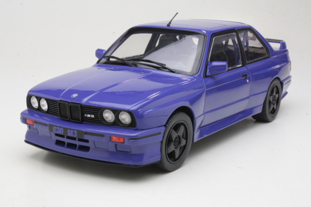 BMW M3 (e30) 1990 "Streetfighter", sininen
