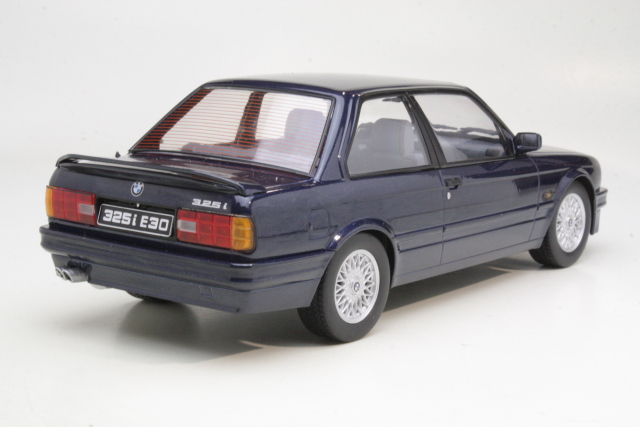BMW 325i (e30) M-Package 1987, blue