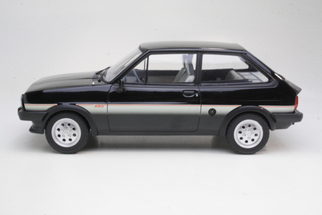 Ford Fiesta XR2 1981, musta
