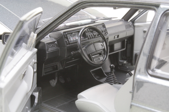 VW Golf 2 CL 1988, grey